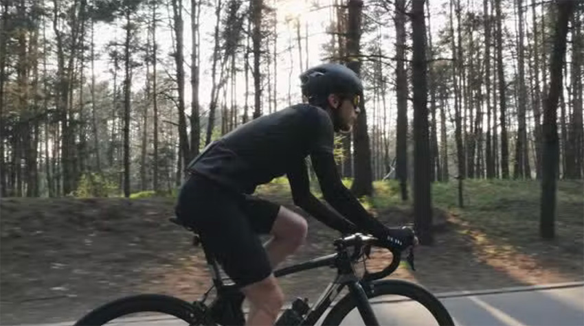 speed cyclist