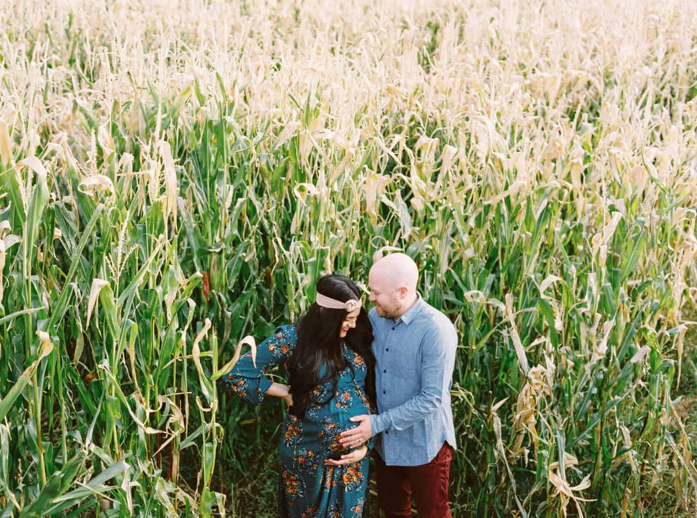 Reach new markets, create collaborations, and quickly fill empty calendar spots with Mini Sessions! Here's your complete guide to doing it RIGHT.